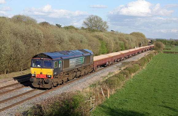 DRS 66427 at Barrow Upon Trent heading towards Stenson Junction on 8.4.14 with 6C89 1656 Mountsorrel Sdgs - Carlisle N.Y. loaded MOA bogie ballast boxes
