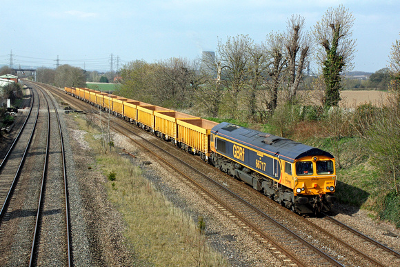 66717 'Good Old Boy' is seen at Kegworth, MML heading towards Loughborough on 8.4.15 with 6M23 1257 Doncaster Up Decoy - Mountsorell Sdgs empty yellow IOA wagons
