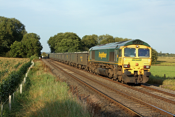 66606 at East Goscote heading towards Syston East Junction on 15.9.12 with 6M06 SO 1040 Middleton Towers - Basford Hall loaded sand train