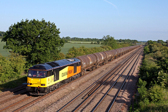 Colas Rail 60002  heads north at Cossington, MML on 10.6.15 with 6E38 1354 Colnbrook Colas Rail - Lindsey Oil Refinery Colas empty bogie tanks
