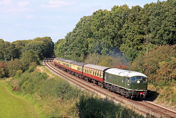 Guest loco Class 24 No D5054 'Phil Southern' from East Lancs Railway passes Kinchley Lane on 3.9.23 with 1440 Loughborough to Leicester North service GCR Diesel Gala September 2023