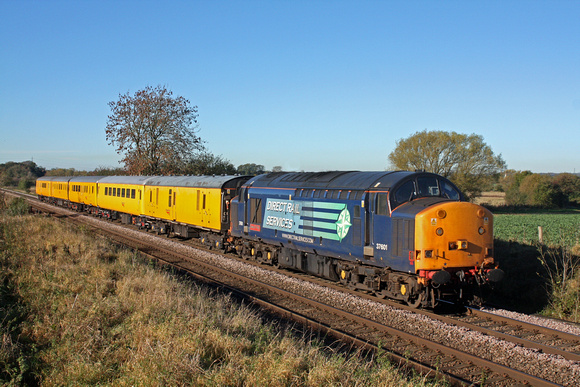 DRS 37601 'Class 37 - Fifty' with UTU3 and DSBO 9701 at rear at Copleys Brook on the outskirts of Melton Mowbray on 4.11.13 with 3Z10 0834 Derby RTC  - Old Dalby test train with for calibration