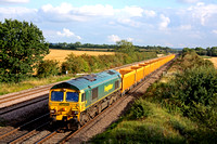 66602 heads north at Cossington, MML on 17.8.10 with 6U68 0855 Carlisle - Mountsorrel empty Network Rail yellow IOA's