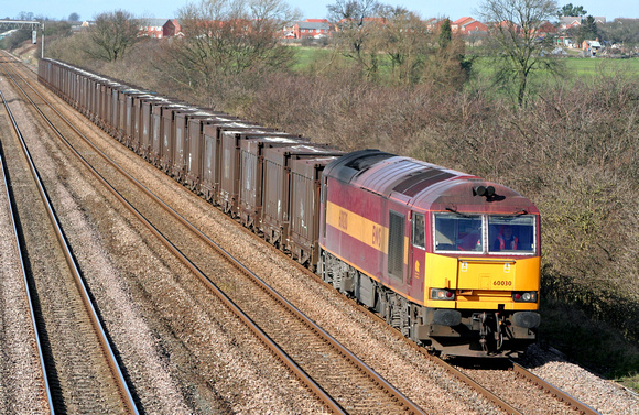60030 at Cossington, MML heading to run round at Humberstone Road, Leicester on  on 9.3.07 with 6Z88 Drax - Hotchley Hill loaded gypsum containers