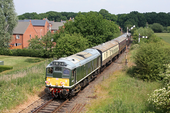 25067 at Market Bosworth on 27.6.10 with 1130 Shackerstone - Shenton service. Note the England St George flags for the England - Germany World Cup game later
