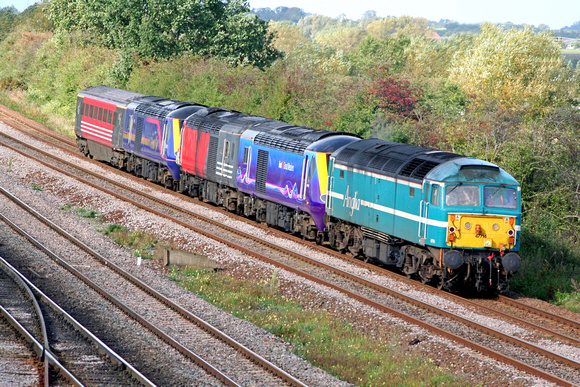 47714 with power cars 43194, 43122, 43126 and barrier coach at Loughborough on 19.10.06 with 5Z45 0955 Gloucester - Loughborough Brush movement