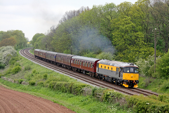 Guest loco 33002'Sea King' from South Devon Railway in Dutch livery at Kinchley Lane on 20.5.12 with 1405 Loughborough - Leicester North service at the GCR Spring 2012 Diesel Gala