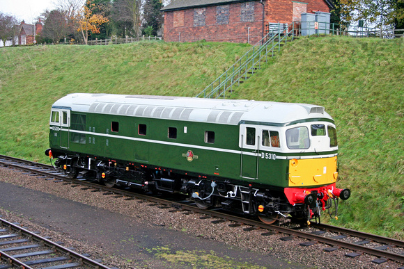 D5310 (26010) at Rothley, GCR on 28.11.06 ready to move to Quorn & Woodhouse Sdg, GCR after its repaint at Rothley Carriage Works done privately for the owner