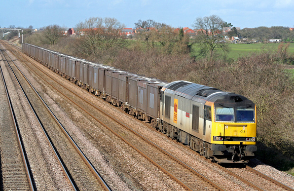 60013 'Robert Boyle'is seen at Cossington, MML heading for Syston East Junction on 28.2.07 with 6Z88 Drax - Hotchley Hill loaded Gypsum containers running via Humberstone Road, Leicester