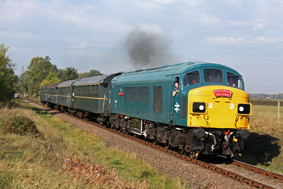 45060 at Castor on 2.10.11 with 1042  Wansford - Peterborough N.V. service at the Nene Valley Railway diesel gala October 2011