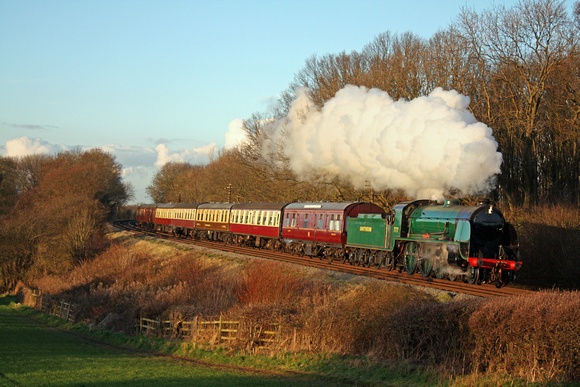 SR 4-6-0 King Arthur Class No 777 (30777) 'Sir Lamiel' at Kinchley Lane, GCR on 19.1.14 with 1515 Loughborough Central - Leicester service in the low sun