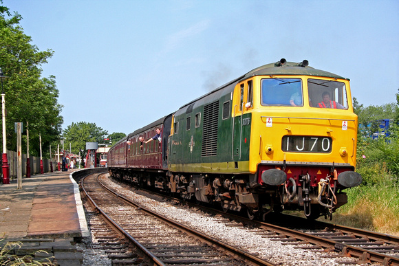 Hymek D7076 waits  to depart  Ramsbottom Station on 6.7.06 with the  1415  Rawtenstall - Heywood service at  the ELR Diesel Gala July 2006
