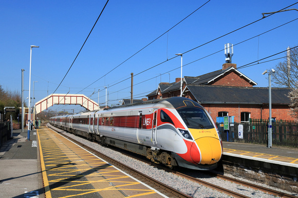 NER Azuma Class 800 No 800103 passes through Chester-le-Street station, ECML on 8.4.25 with 1E15 0952 Aberdeen to London Kings Cross service