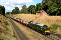 Class 37 D6700 approaches Rothley Station on 8.9.24 with 1405 Loughborough to Leicester North service at the GCR Autumn Diesel Gala 2024