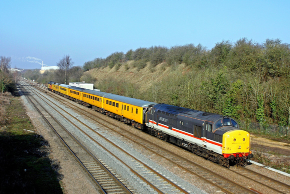 37254 in InterCity Livery with 37219 at rear passes Sileby, MML on 13.2.17 heading towards Syston East Junction with  1Q51 1115 Derby R.T.C.(Network Rail) - Eastleigh Arlington (Zg) test train vai Mel