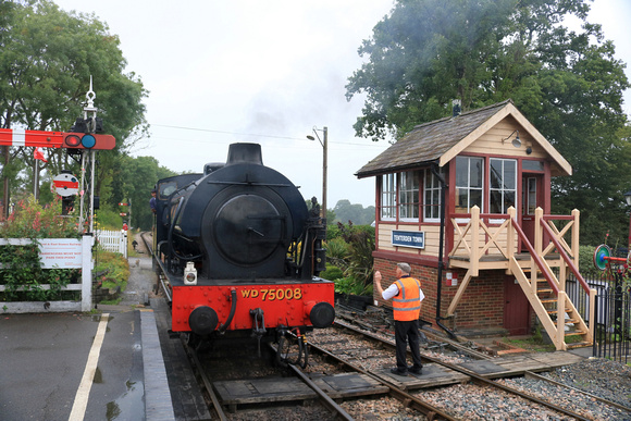 WD75008 Swiftsure 0-6-0ST (Hunslet Works No 2857) runs into Tenterden Town Station on 5.8.23 to work 1115 Tenterden to Bodium service the Kent and East Sussex Railway