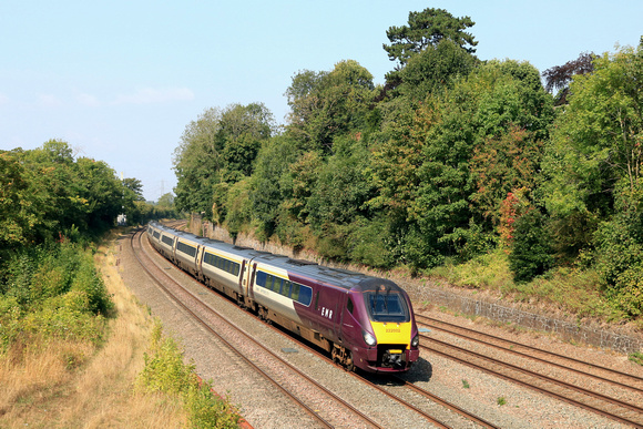 EMR Meridian Class 222 No 222002 powers past Barrow upon Soar, MML with 1C41 1100 Sheffield to St Pancras International service