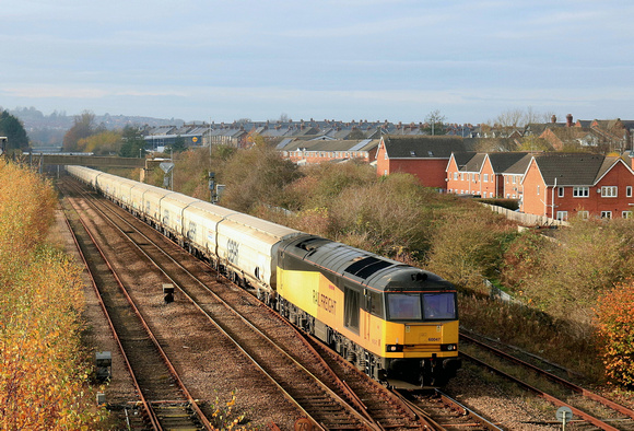 GBRf Class 60 No 60047 Scafell Pike nears an Autumnal Pelaw Junction on 6.11.24 with 6N19 0957 Lynemouth Power Stn (Gbrf) to Tyne Coal Terminal Gbrf empty biomass hoppers