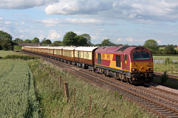 67019 at Thurmaston approaching Leicester on 8.6.11 with 1O07 1713 Chesterfield - London Victoria VSOE train. Passengers had visited nearby Chatsworth House  or Hardwick Hall