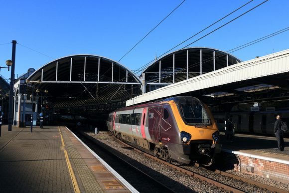 CrossCountry Class 220 Voyagers No's 220027 and 220001 arrive into the sunshine at Newcastle station on 30.1.25 with 1S35 0636 Bristol Temple Meads to Edinburgh service