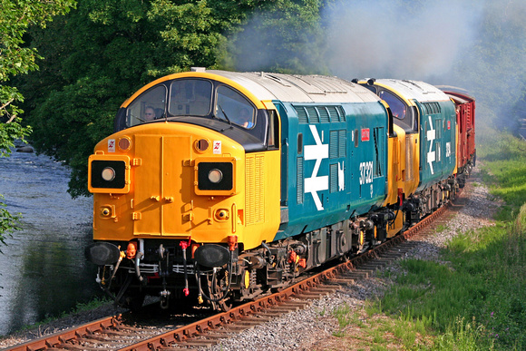 37321 and 37314 power past Caddaford on 10.6.06 with 0830 Buckfastleigh - Staverton demo freight at the South Devon Railway  Diesel Gala June 2006
