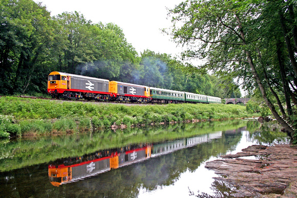 20227 and 20118 alongside the River Dart at Riverford on 11.6.06 with 1330 Totnes - Buckfastleigh service at the South Devon Railway  Diesel Gala June 2006