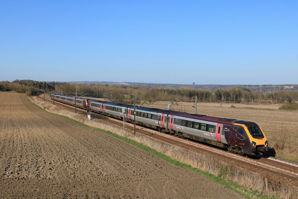 CrossCountry Voyagers No's 220006 & 221123 pass Plawsworth near Durham on 2.4.25 with 1V66 1404 Edinburgh to Plymouth service