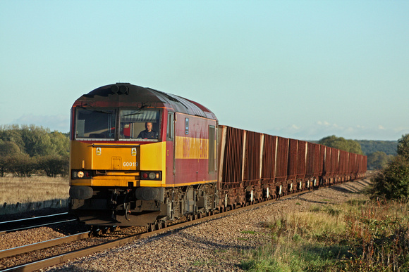 60019 at Worlaby Carrs  on 20.10.10 with 6T26 1445 Immingham- Santon loaded iron ore wagons