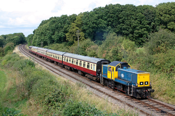 Guest Class 14 'Teddy Bear' No 14901 at Woodthorpe on 30.8.14 with 1405 Loughborough - Leicester North service at the GCR  Diesel Gala August 2014