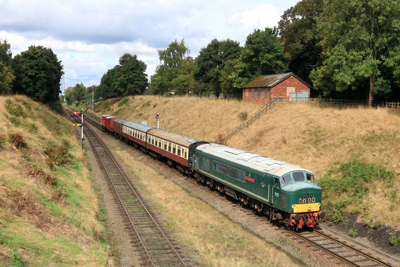 Class 45 No D123 Leicestershire & Derbyshire Yeomanry approaches Rothley Station on 8.9.24 with 1230 Loughborough to Rothley Brook parcels at GCR Autumn Diesel Gala 2024