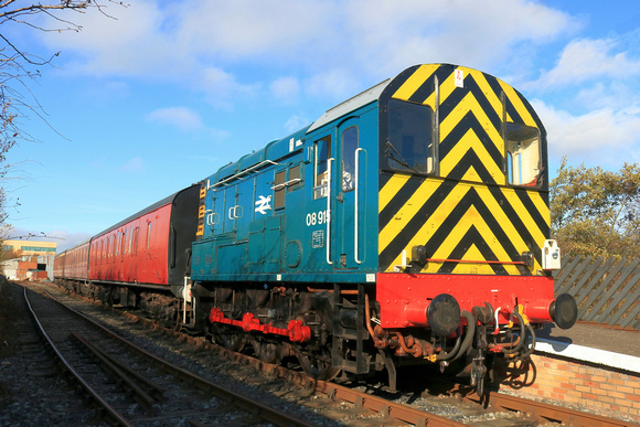 Class 08 No 08915 waits at Middle Engine Lane Halt on 31.10.24 deputising for a steam engine with 1245 Halloween service to Percy Main Halt on the Stephenson Steam Railway, North Shields, Tyne and Wea